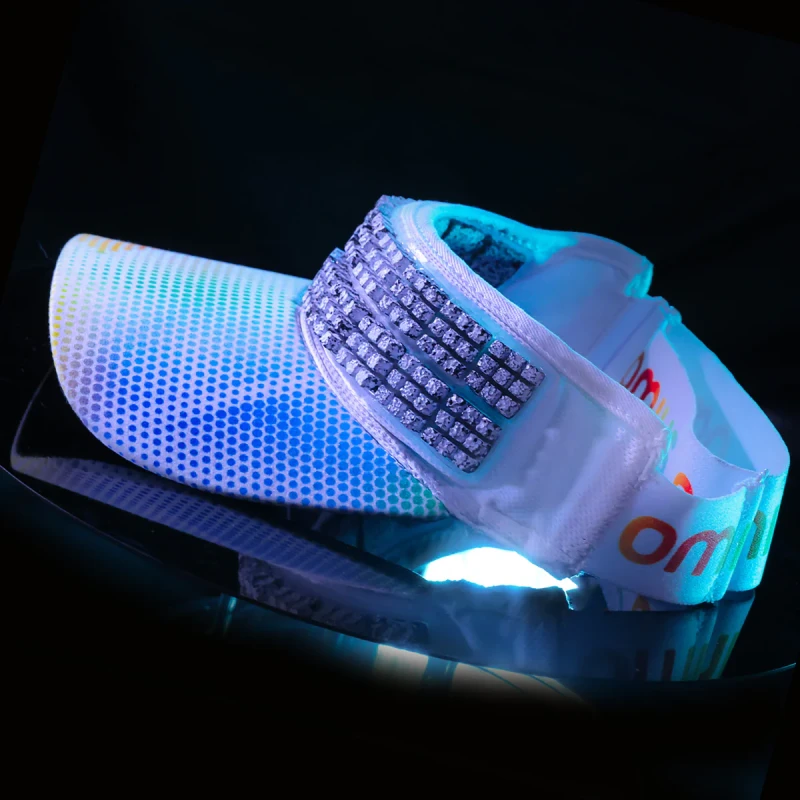 Omius_daszek_biały (3).jpg