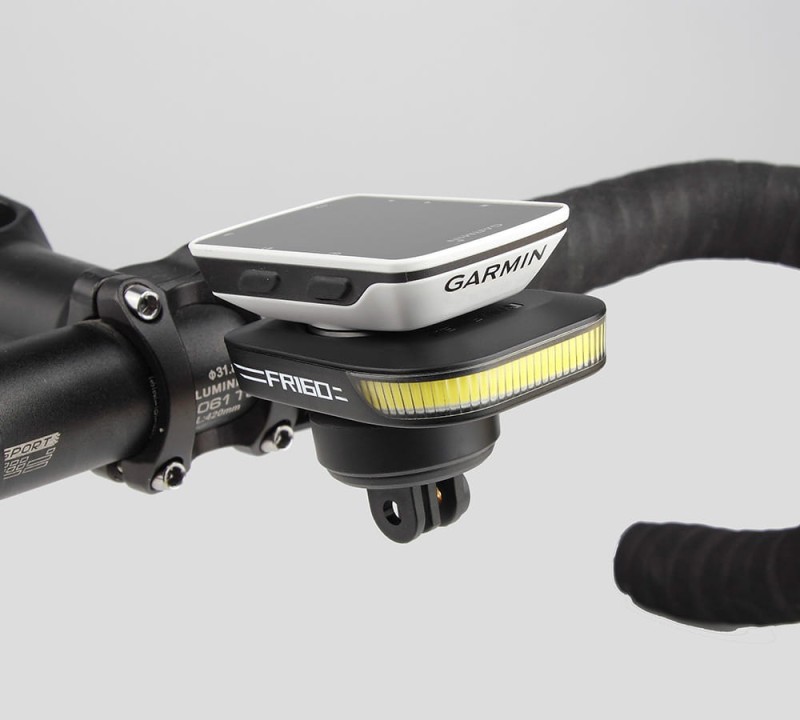 RAVEMEN lampa przednia pod Garmin 160 lumenów.jpg