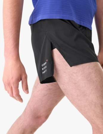 Compressport-spodenki-biegowe-racing-split-czarne_6.jpg