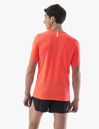 Compressport-Koszulka-biegowa-Pro-Racing-SS-T-SHIRT-fluo-red_4.jpg