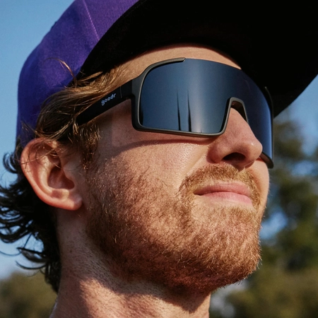 Goodr-Okulary-sportowe-Astro-G-My-Sweat-has-an-Octane-Rating_2.jpg