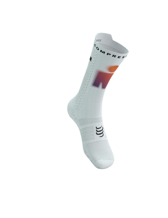 Compressport-Skarpetki-kolarskie-Proracing-V4-bike-Ironman-white-sunset_2.jpg
