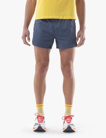 pol_pm_COMPRESSPORT-Spodenki-biegowe-PERFORMANCE-SHORT-indigo-7673_12.jpg