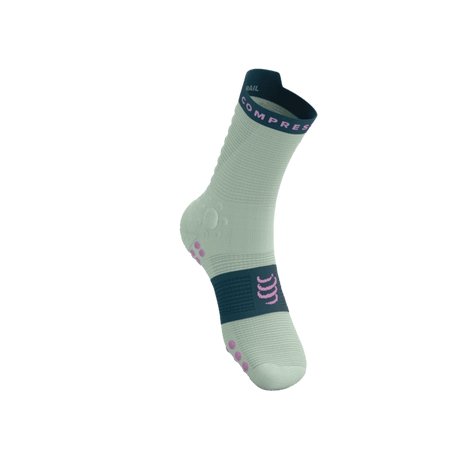 pol_pm_COMPRESSPORT-Skarpetki-do-biegania-trailowe-PRORACING-SOCKS-V4-TRAIL-aqua-stargazer-cyclamen-8222_2.jpg