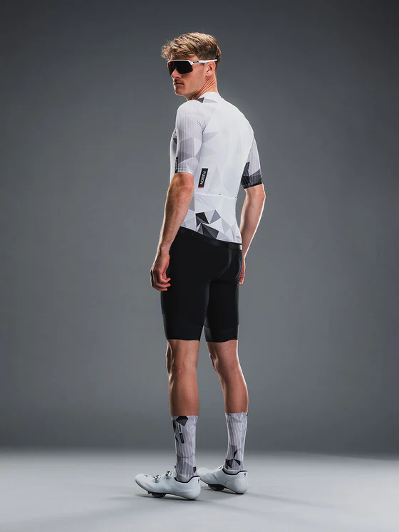 Fusion-Skarpety-aerodynamiczne-Pro-Aero-Sock-carbon_4.jpg