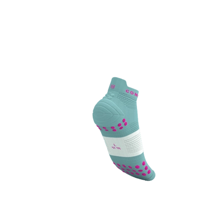 CompressportSkarpetki-do-biegania-Proracing-V4-low-ether-neon-pink_5.jpg