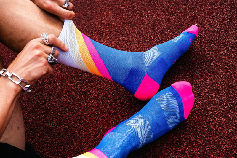 Incylence-Skarpetki-biegowe-Running-grades-blue-yellow_3.jpg