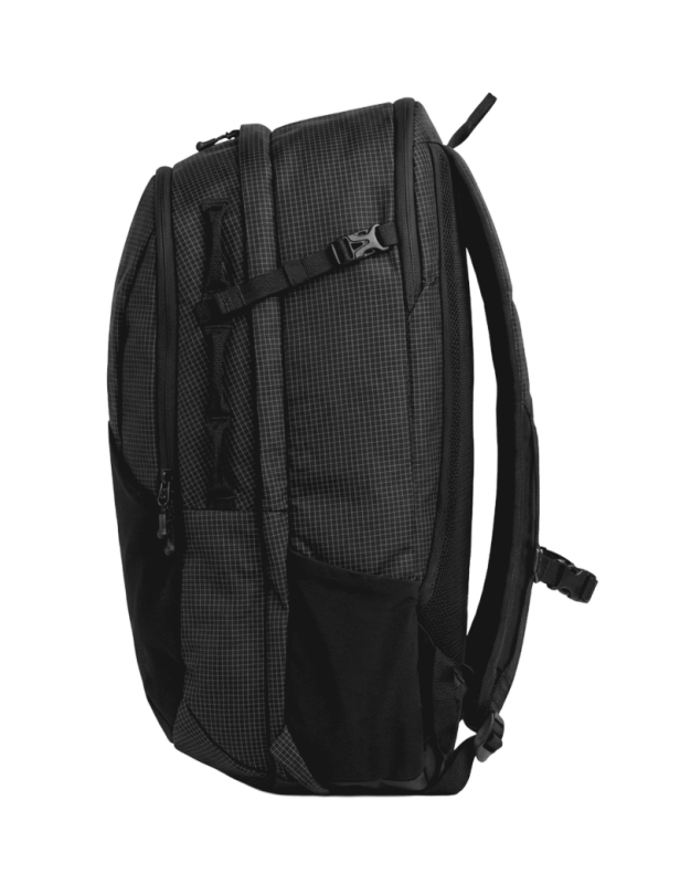 Compressport_Globe Racer Bag (5).jpg