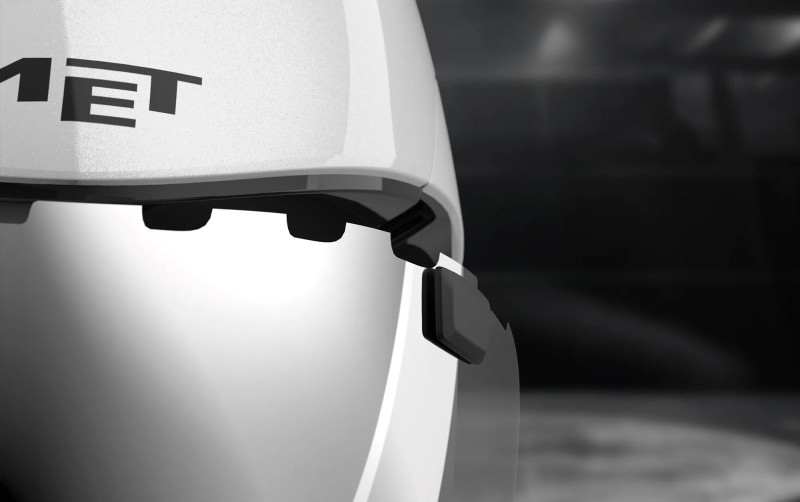 MET_Drone Wide Body II_white-metalic glossy