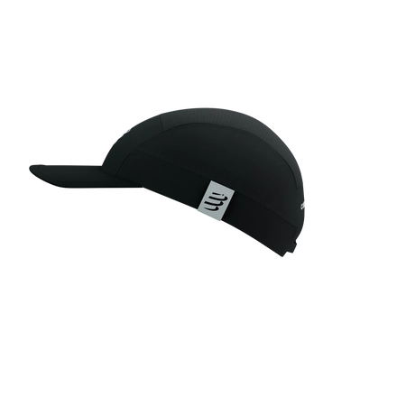 Compressport-Czapka-biegowa-5-panel-black_5.jpg