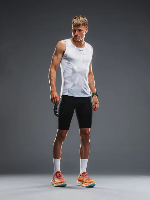 Fusion-Tempo-Run-Singlet-grey-white_7.jpg
