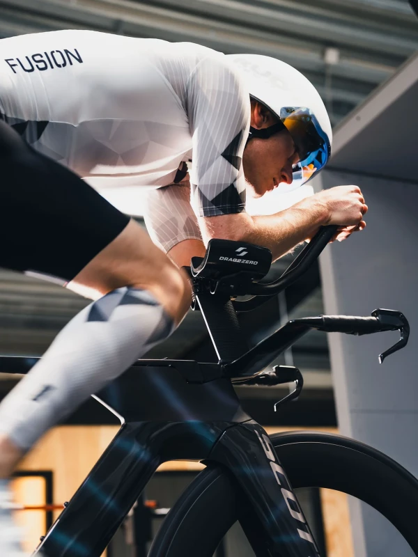 Fusion_Pro Tri Suit_Unisex_Carbon (5).jpg