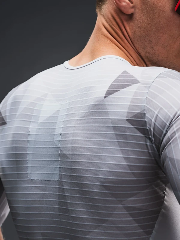 Fusion_Pro Tri Suit_Unisex_Carbon (9).jpg