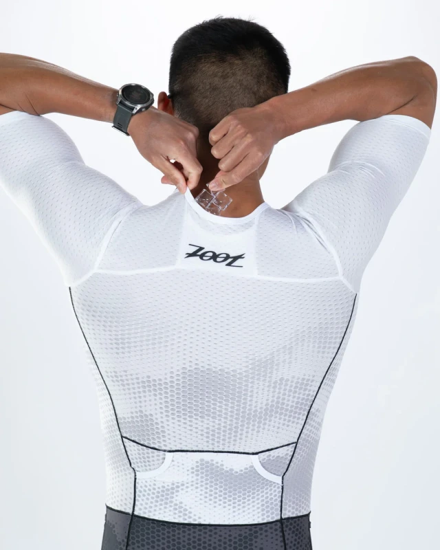 zoot-stroj-triathlonowy-meski-tri-aero-fullzip-racesuit-shadow_10.jpg