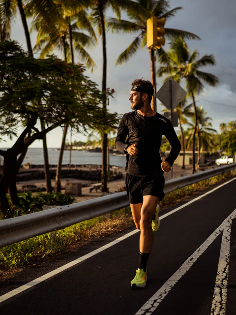 Fusion-mens-run-shorts-black_6.jpg