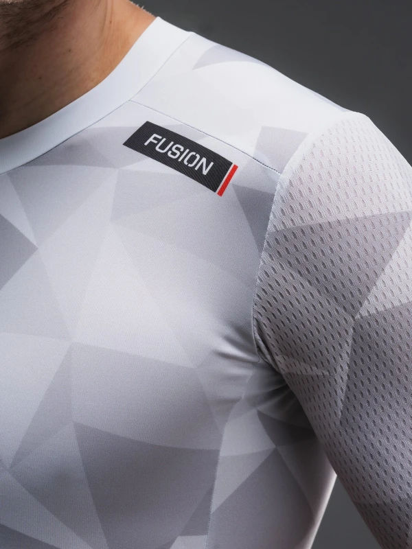 Fusion-Tempo-Two-Tri-suit-white-grey_7.jpg
