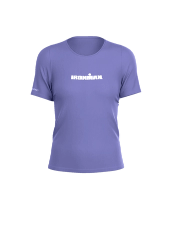 pol_pm_COMPRESSPORT-Koszulka-biegowa-damska-z-krotkim-rekawem-TRAINING-SS-T-SHIRT-IRONMAN-2026-jacaranda-white-8883_1.png