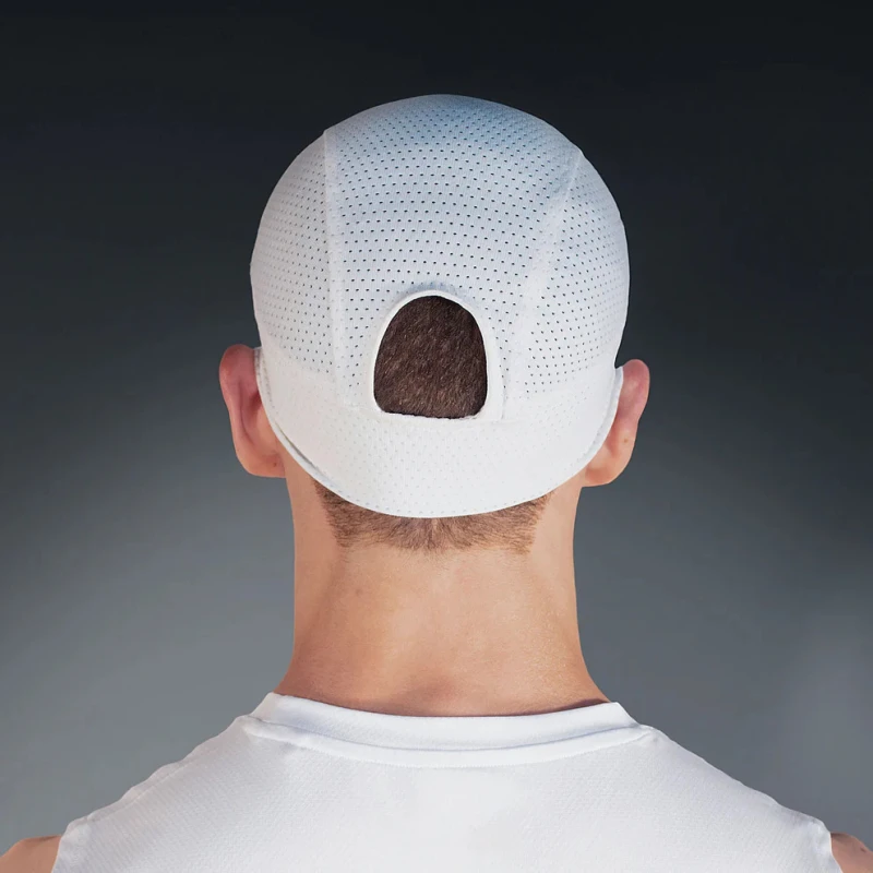 omius-przewiewna-czapka-chłodząca-breathe-cap-biała_9.jpg