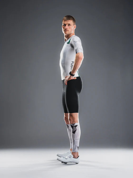 Fusion-Tempo-pro-calf-sleeves-opaski-aerodynamiczne-carbon_4.jpg