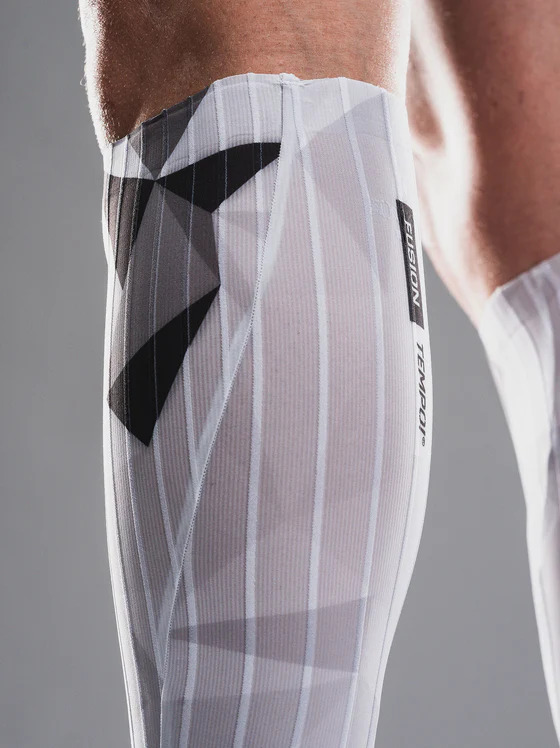 Fusion-Tempo-pro-calf-sleeves-opaski-aerodynamiczne-carbon_5.jpg