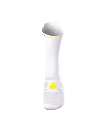 Compressport-Skarpetki-rowerowe-Proracing-V4-Bike-Ironman-2026-white_2.png