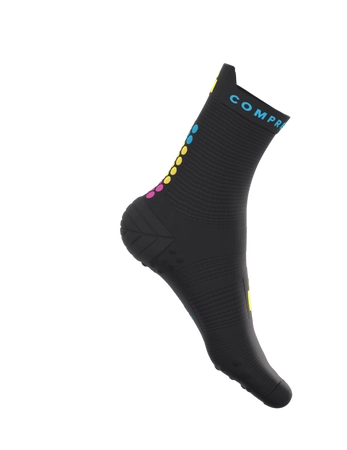 Compressport-Skarpetki-biegowe-Proracing-V4-Run-Ironman-2026-black_3.png