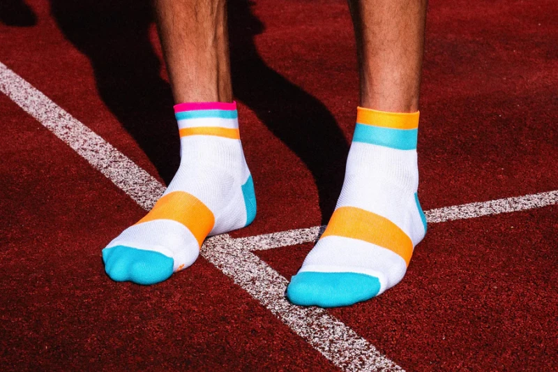 Incylence-Skarpetki-biegowe-Running-short-bands-cyan-orange_4.jpg