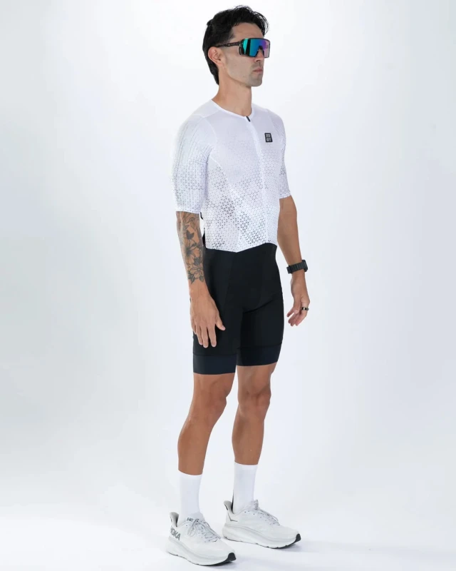 zoot-sports-tri-aero-racesuits-men-s-elite-p1-tri-aero-fz-racesuit-sonic-white-1243824316.jpg