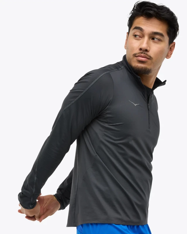 Hoka-bluza-męska-glidetech-quater-zip-black_4.jpg