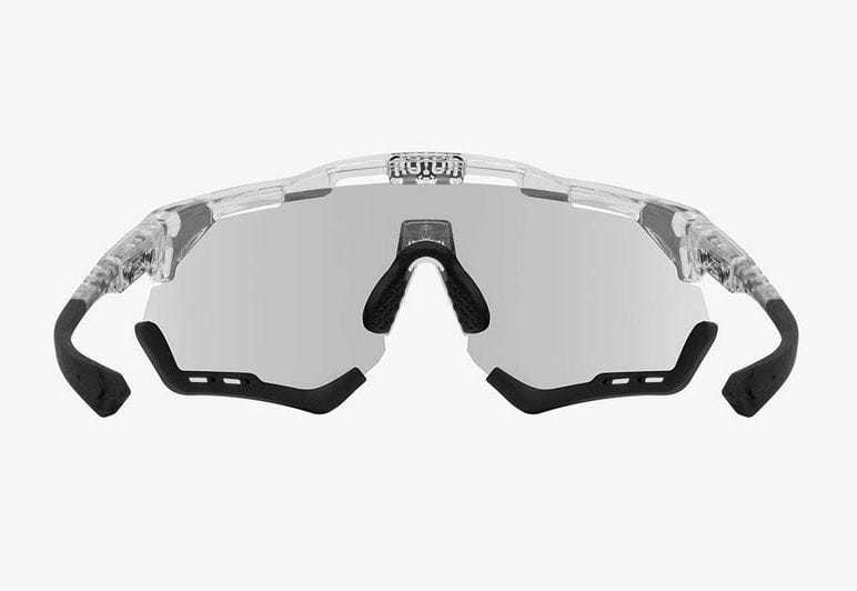 SCICON okulary kolarskie AEROSHADE XL crystal glossblack SCNPP photochromic silver 2024021 (3).JPG