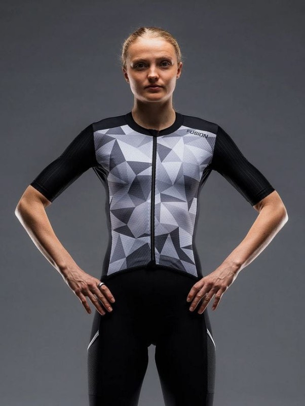 Fusion strój triathlonowy TEMPO! Two Suit black  (6).JPG
