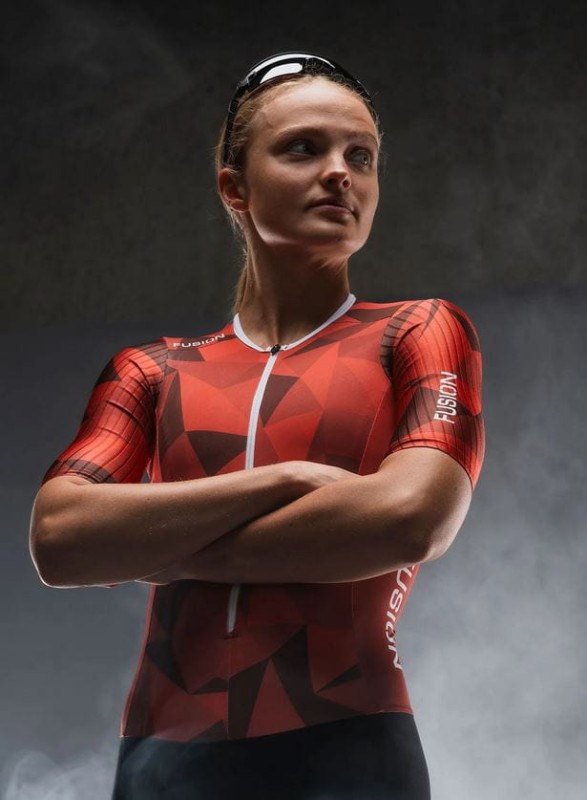 Fusion damski strój triathlonowy TEMPO! One red rust  (3).JPG
