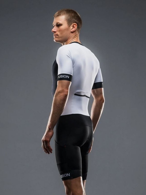 Fusion strój triathlonowy TEMPO! Three Suit black 20240619 (6).JPG