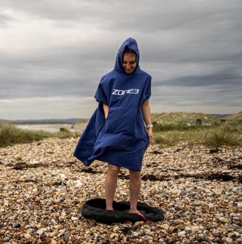 Zone3 Poncho uniwersalne Microfibre Poncho Robe navy  (3).JPG